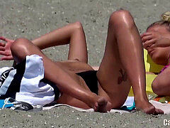 Big Boobs topless bathing suit teenagers beach Voyeur SpyCam Video HD