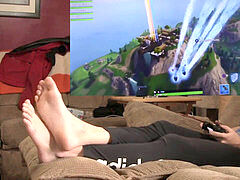 White Girls feet - sole taunt POV - Gamer Girl Plays Fortnite! BAREFOOT JOI