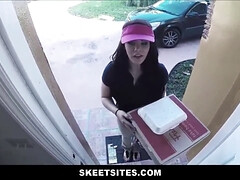 Cute pizza delivery teen gets her tight asshole pounded by her customer for cash