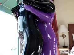 Horny Latex lesbians