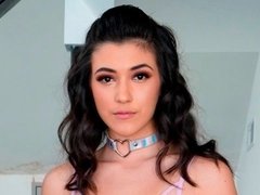 Sensual and slutty teen Brooklyn Gray knows how to suck