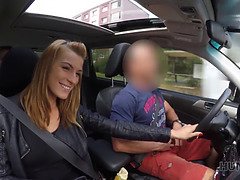 Chick with perfect ass and boobs gets paid for sex in car