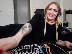 Cul, Sucer une bite, En levrette, Lingerie, Mère que j'aimerais baiser, Pov, Chatte, Tatouage