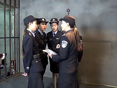 Amarrada, Chino, Dominación, Fetiche, Hd, Policía, Adolescente, Trio