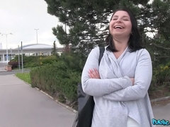 Leie, Grosse titten, Blasen, Auto, Hundestellung, Im freien, Pov, Öffentlich