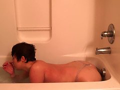 Amateur, Salle de bains, Gros seins, Brunette brune, Chatte, Douche, Solo, Belle mère