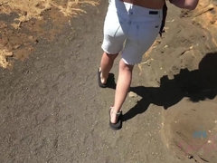 Amateur, Plage, Sucer une bite, Petite amie, Branlette thaïlandaise, Orgasme, De plein air, Pov