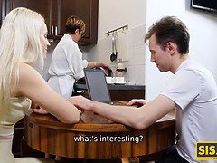 Arsch, Blondine, Vollbusig, Handjob, Hardcore, Masturbation, Russisch, Teen in den arsch