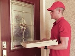 Eva Notty fucks pizza guy's huge sausage & swallows the sauce