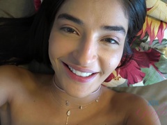 Sucer une bite, Branlette thaïlandaise, Huilée, Orgasme, Petite femme, Pov, Maigrichonne, Nénés