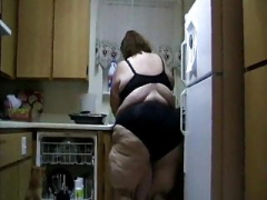 Amateur, Bbw, Chubby, Kitchen, Licking, Nude