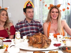 Another Thanksgiving Cuckold Casca Akashova and Kali Roses