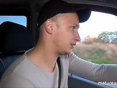 Amateur, Blonde, Plantureuse, Voiture, Rondelette, Partouze, Mère que j'aimerais baiser, Public