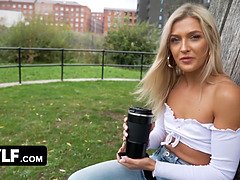 Blondine, Blasen, Sperma im mund, Spermaladung, Schmuddelige sprache, Hardcore, Hd, Milf