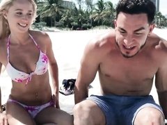 Playa, Bikini, Semen en la boca, Corridas, Estilo perrito, Afeitado, Adolescente, Tetas