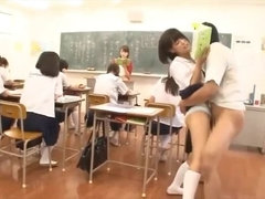 Asiatique, Sucer une bite, Collège université, Éjaculation interne, Tir de sperme, Femelle, Japonaise, Public