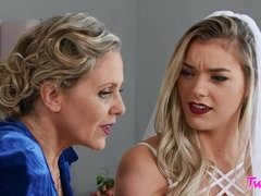 WhenGirlsPlay - Julia Ann And Anny Aurora His Mother He - julia ann