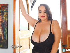 Sofia Deluxe flaunts her massive tits & ass in sexy lingerie & masturbates to ecstasy