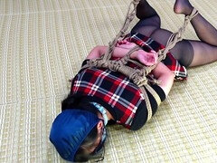 Sensual scene with Ushirosugatanomiki getting tied up and pleasured