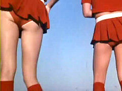 Cheerleaders -1973 ( utter video )