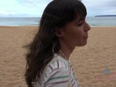 Amateur, Playa, Penetracion con dedos, Al aire libre, Pequeña, Pov, Afeitado, Tetas