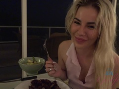 Amateur, Blonde, Cuisine, Petite femme, Pov, Chatte, Rasée, Nénés