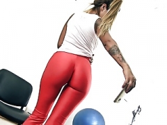 Chica, Spandex