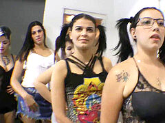 brazilian gang of lezzy Girls Deep KIssing