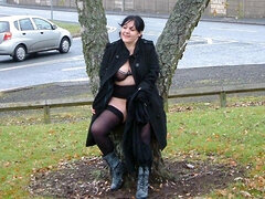 Femme couguar, Fétiche, Mature, Orgasme, De plein air, Pisser, Public, Jouets