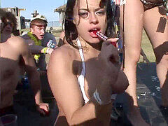 Bikini, Fingering, Licking, Public